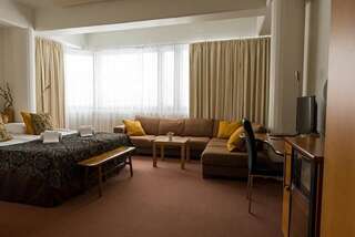 Отель Hotelliravintola Kumpu Outokumpu Двухместный номер с 1 кроватью или 2 отдельными кроватями-1